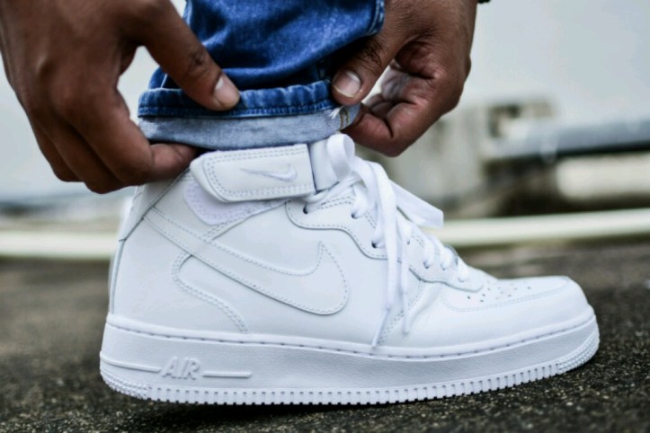 nikewhite (6 of 8)-1024x683