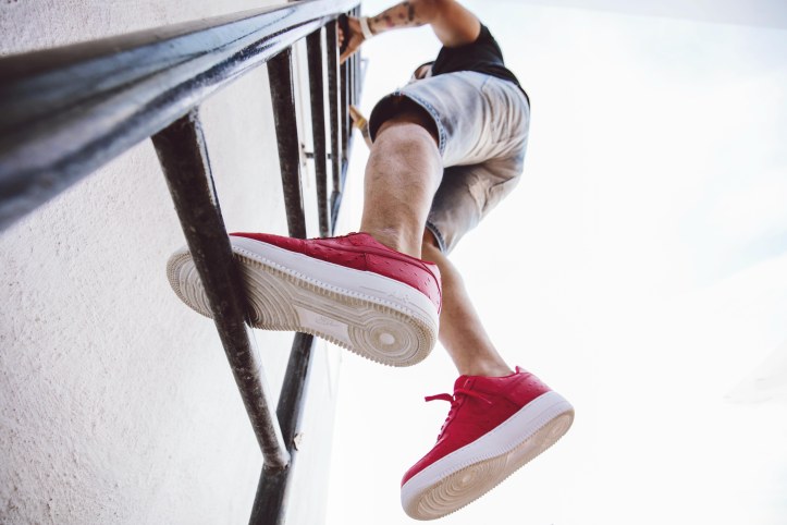 Air Force 1 LV8 Ostrich Leather Red