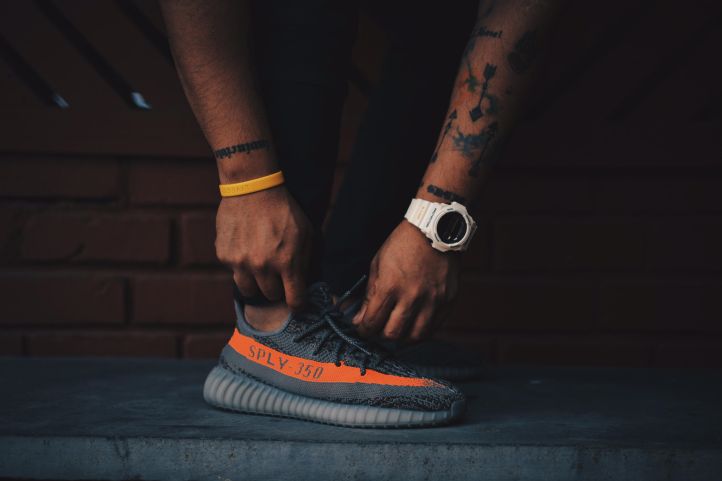 Yeezy Boost 350 V2 Beluga