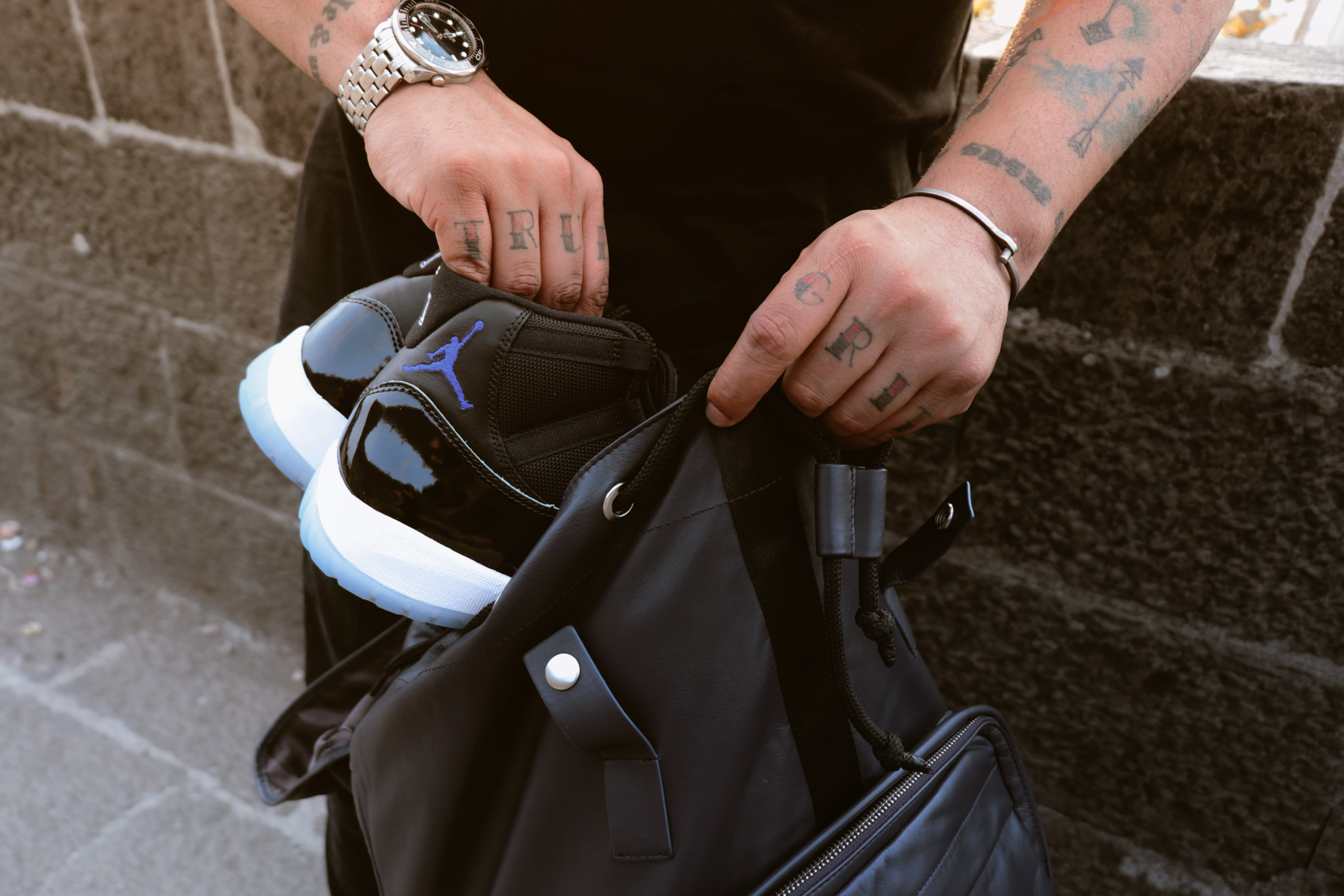 jordan 4 motorsport alternate outfit