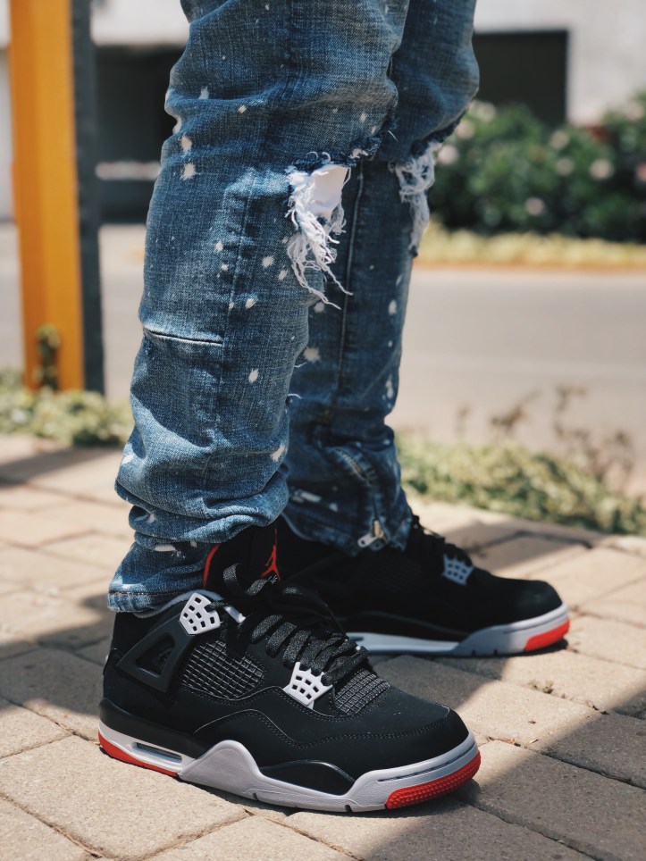 Air Jordan 4 Bred Black Cement