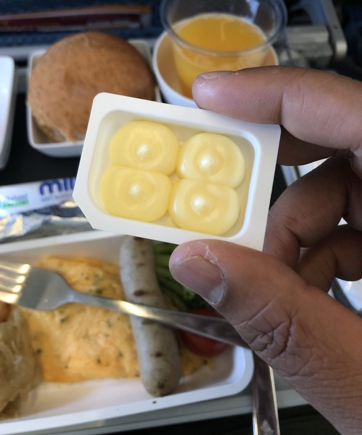 In flight meals Singapore Airlines