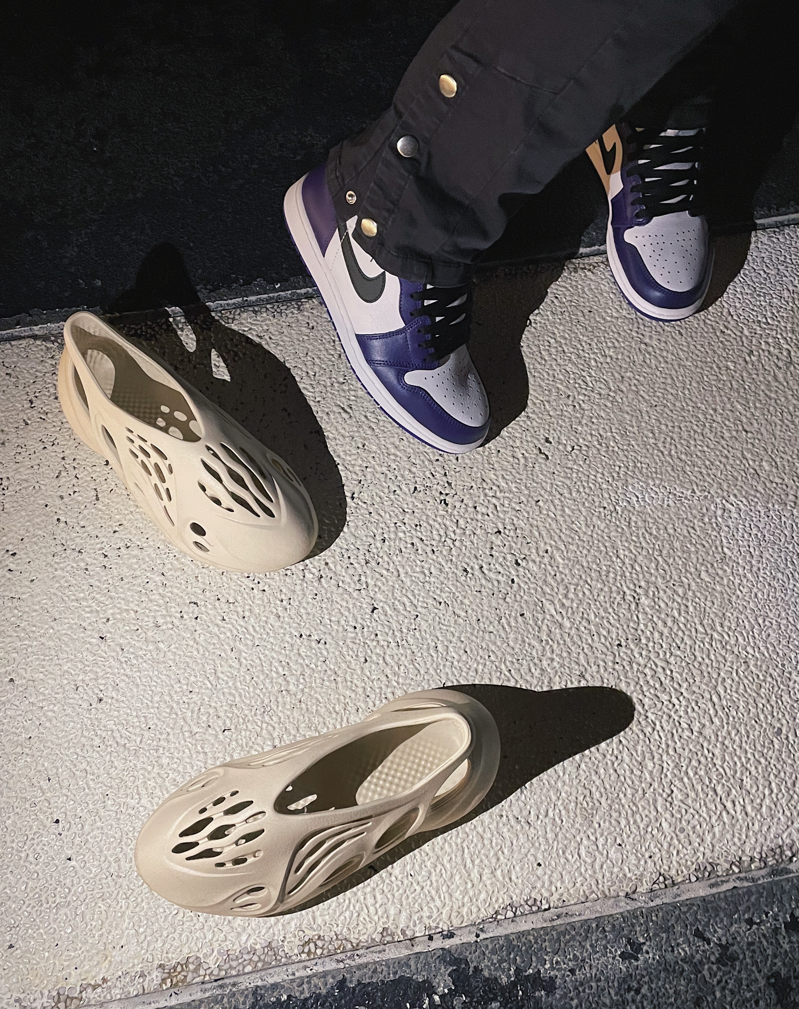 kanye west wearing jordan 1